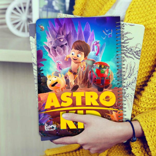 دفتر نقاشی 40 برگ مستر راد طرح بچه فضایی astro kid کد fiory 2796