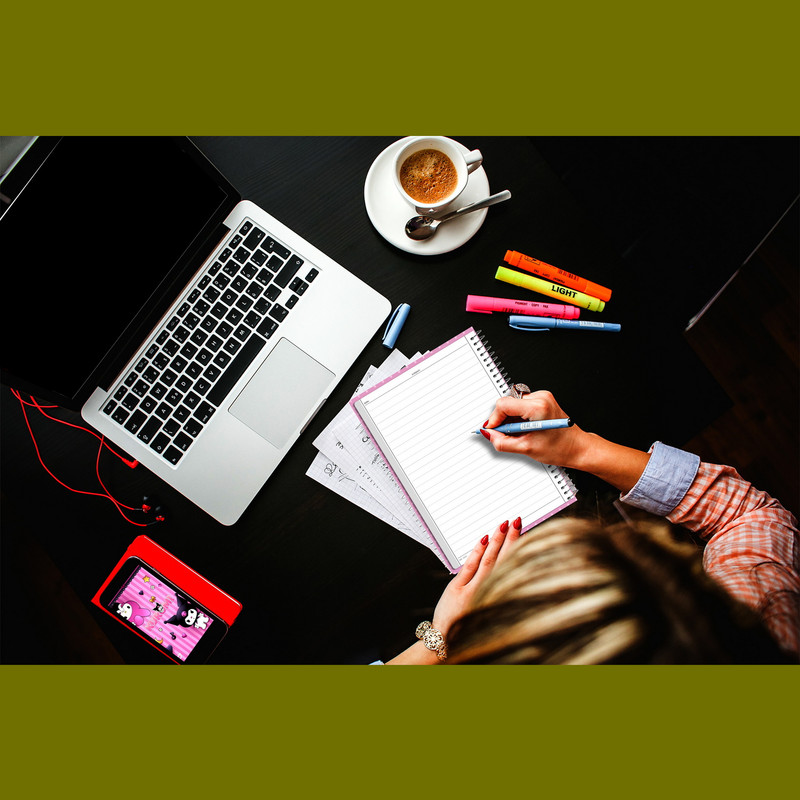 دفتر مشق 50 برگ مستر راد طرح کورومی و ملودی کد fiory 2550